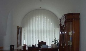 K-SYSTEM atypické vertikální žaluzie Decomatic® Zlín