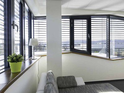 žaluzie tepelný lom světla