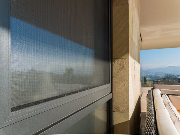 Pevná síť na okna Universal na hliníkové okna značky K-system