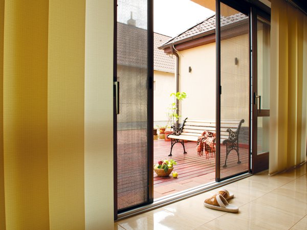 Plisovaná síť na dveře značky K-system